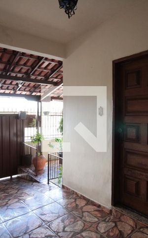 Casa à venda com 88m², 3 quartos e 3 vagasGaragem