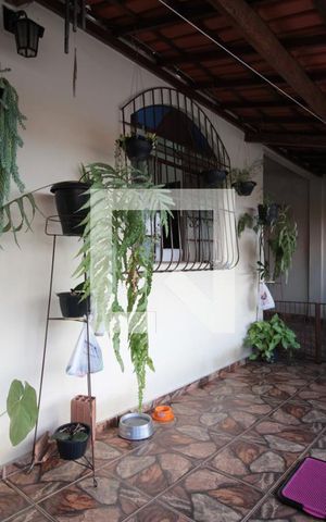 Casa à venda com 88m², 3 quartos e 3 vagasGaragem