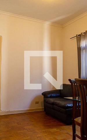 Apartamento à venda com 80m², 2 quartos e sem vagaSala