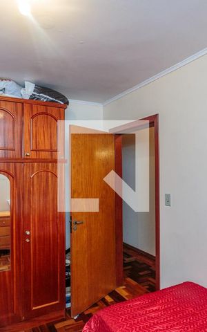 Casa à venda com 217m², 5 quartos e 4 vagasQuarto 2