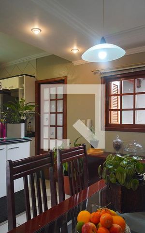 Casa à venda com 270m², 4 quartos e 4 vagasCozinha