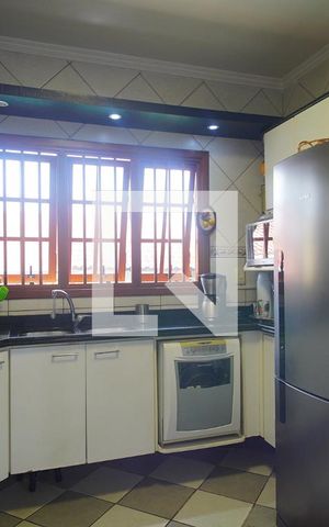 Casa à venda com 270m², 4 quartos e 4 vagasCozinha