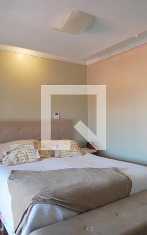 Casa à venda com 270m², 4 quartos e 4 vagasSuíte 1