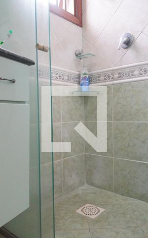 Casa à venda com 270m², 4 quartos e 4 vagasBanheiro Corredor