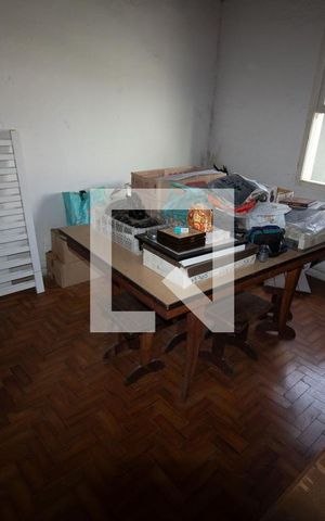 Casa à venda com 260m², 3 quartos e 3 vagas Casa à venda com 260m², 3 quartos e 3 vagasQuarto dos fundos
