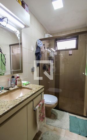 Apartamento à venda com 100m², 3 quartos e 2 vagas Apartamento à venda com 100m², 3 quartos e 2 vagasBanheiro da Suíte 1