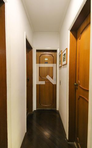 Apartamento à venda com 100m², 3 quartos e 2 vagas Apartamento à venda com 100m², 3 quartos e 2 vagasCorredor