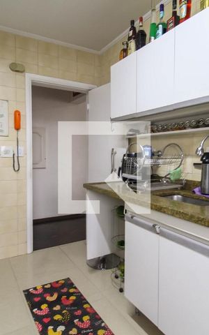 Apartamento à venda com 100m², 3 quartos e 2 vagas Apartamento à venda com 100m², 3 quartos e 2 vagasCozinha