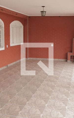 Casa à venda com 150m², 3 quartos e 2 vagasGaragem