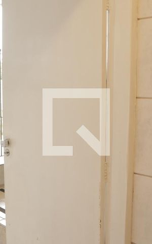 Casa à venda com 150m², 3 quartos e 2 vagasBanheiro fundos