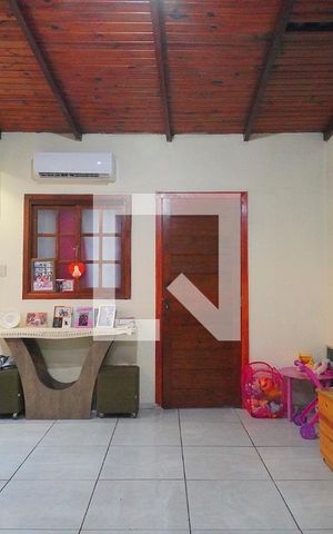 Casa à venda com 100m², 3 quartos e 1 vagaSala