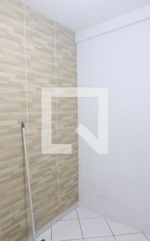Casa para alugar com 45m², 1 quarto e sem vagaQuarto 