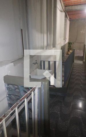 Casa para alugar com 45m², 1 quarto e sem vagaÁrea de Serviço