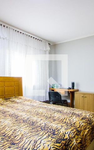 Casa à venda com 271m², 3 quartos e 4 vagasQuarto 2 - Suíte
