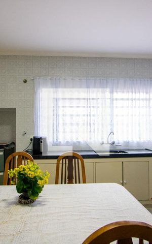 Casa à venda com 271m², 3 quartos e 4 vagasCozinha