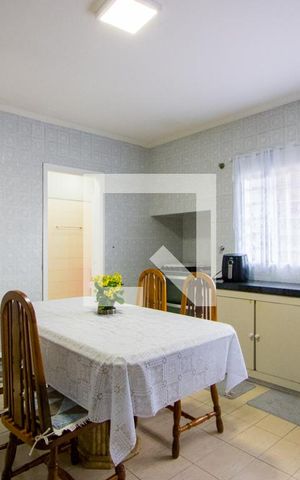 Casa à venda com 271m², 3 quartos e 4 vagasCozinha