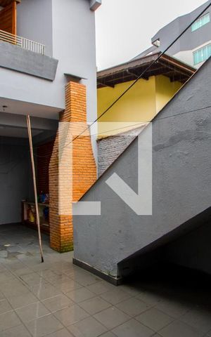 Casa à venda com 271m², 3 quartos e 4 vagasQuintal 1
