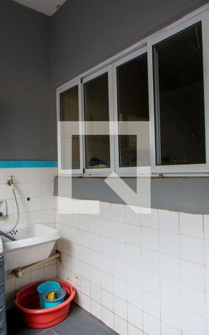 Casa à venda com 271m², 3 quartos e 4 vagasÁrea de serviço