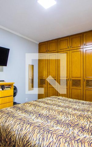 Casa à venda com 271m², 3 quartos e 4 vagasQuarto 2 - Suíte