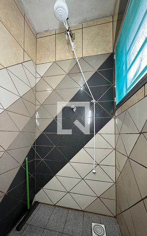 Casa à venda com 220m², 4 quartos e 5 vagasBanheiro 1
