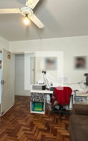 Casa à venda com 220m², 4 quartos e 5 vagasSala 3