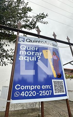 Casa à venda com 220m², 4 quartos e 5 vagasPlaca 
