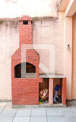 Casa para alugar com 269m², 3 quartos e 5 vagas Casa para alugar com 269m², 3 quartos e 5 vagasÁrea comum - Churrasqueira