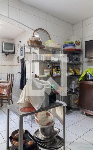 Casa à venda com 425m², 3 quartos e 2 vagas Casa à venda com 425m², 3 quartos e 2 vagasCozinha