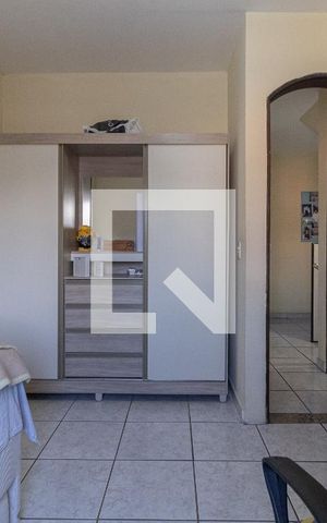 Casa à venda com 425m², 3 quartos e 2 vagas Casa à venda com 425m², 3 quartos e 2 vagasQuarto 3