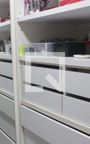 Apartamento à venda com 160m², 3 quartos e 1 vagaCloset da suíte