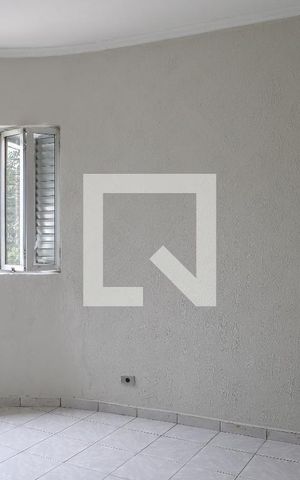 Casa para alugar com 70m², 2 quartos e sem vaga Casa para alugar com 70m², 2 quartos e sem vagaQuarto