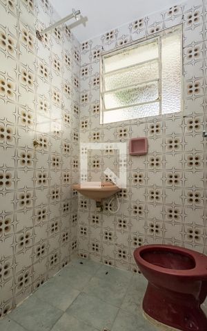 Casa para alugar com 47m², 1 quarto e sem vaga Casa para alugar com 47m², 1 quarto e sem vagaBanheiro