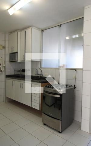 Apartamento à venda com 112m², 3 quartos e 2 vagasCozinha - Armários