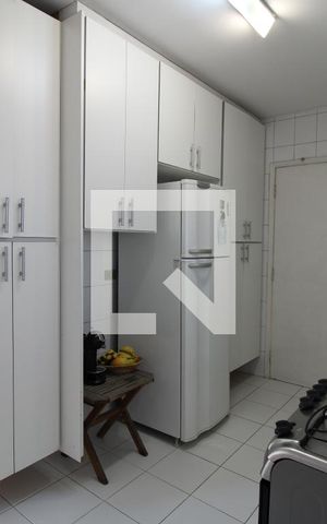 Apartamento à venda com 112m², 3 quartos e 2 vagasCozinha - Armários