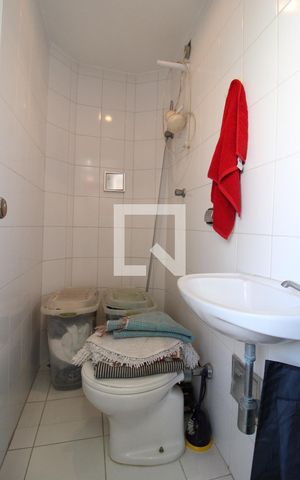 Apartamento à venda com 112m², 3 quartos e 2 vagasBanheiro de serviço 