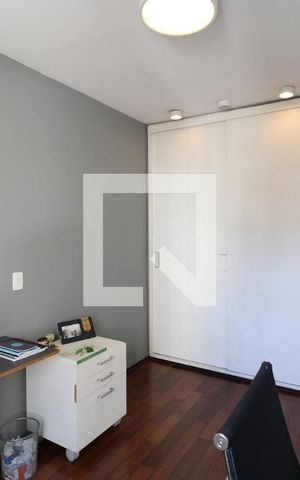 Apartamento à venda com 112m², 3 quartos e 2 vagasQuarto 2 - Armários 