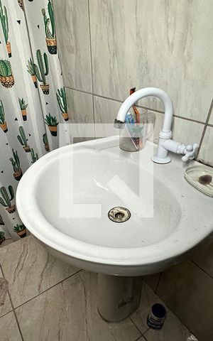 Casa à venda com 75m², 2 quartos e sem vagaPia do Banheiro