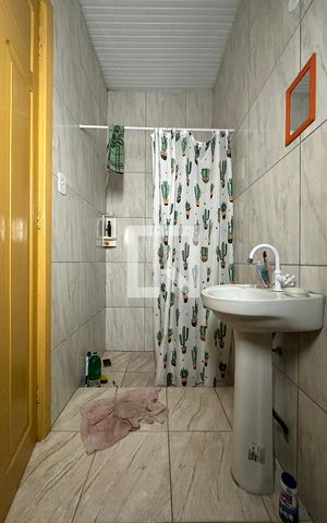 Casa à venda com 75m², 2 quartos e sem vagaBanheiro