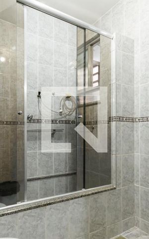 Apartamento para alugar com 78m², 2 quartos e sem vagaBanheiro