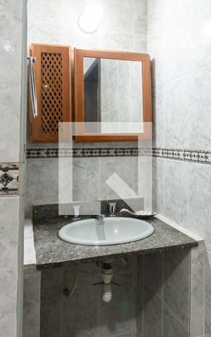 Apartamento para alugar com 78m², 2 quartos e sem vagaBanheiro