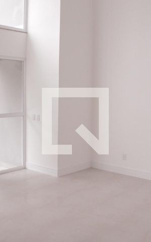 Casa de condomínio à venda com 298m², 4 quartos e 2 vagasSala