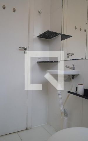 Apartamento à venda com 40m², 2 quartos e 1 vaga Apartamento à venda com 40m², 2 quartos e 1 vagaBanheiro
