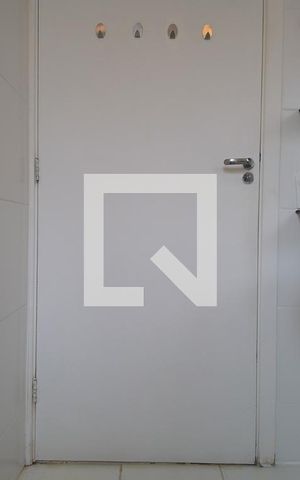 Apartamento à venda com 40m², 2 quartos e 1 vaga Apartamento à venda com 40m², 2 quartos e 1 vagaBanheiro