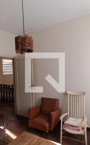 Casa à venda com 306m², 5 quartos e 6 vagasSala 02