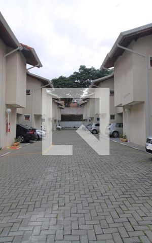 Casa de condomínio para alugar com 70m², 2 quartos e 1 vagaCondomínio