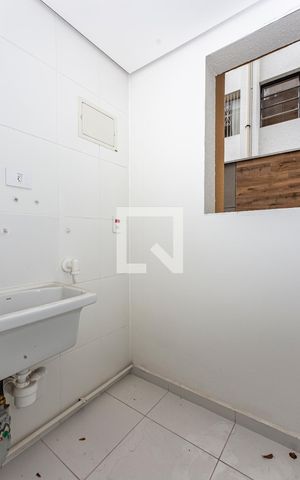 Studio à venda com 35m², 1 quarto e 1 vaga Studio à venda com 35m², 1 quarto e 1 vagaArea de Serviços