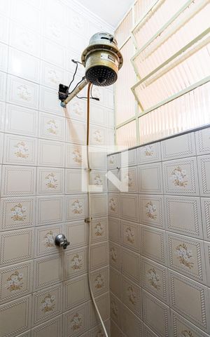 Casa à venda com 230m², 6 quartos e 2 vagasCasa 2 - Banheiro