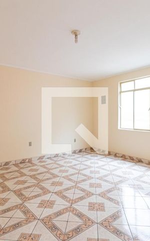 Casa à venda com 230m², 6 quartos e 2 vagasCasa 2 - Sala
