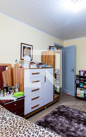 Casa à venda com 230m², 6 quartos e 2 vagasCasa 1 - Dormitório 2