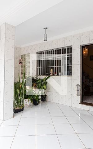 Casa à venda com 230m², 6 quartos e 2 vagasGaragem